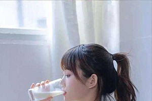 壁纸推荐丨有些人就像画纸上的画,即使擦去了也会留下痕迹